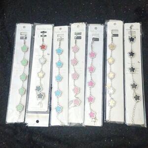 7 count Stainless Steel 5 Clover Link Bracelets